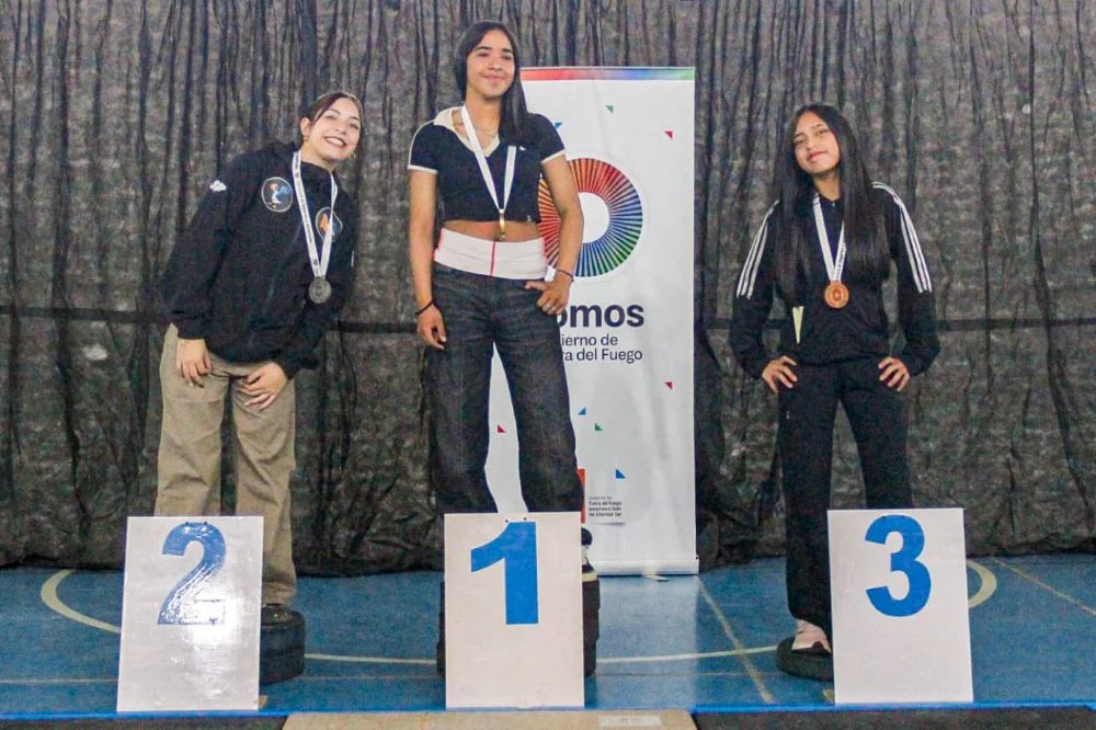 La tolhuinense Kiara Pino fue convocada al Campus Nacional Sub 15 de Levantamiento Olímpico