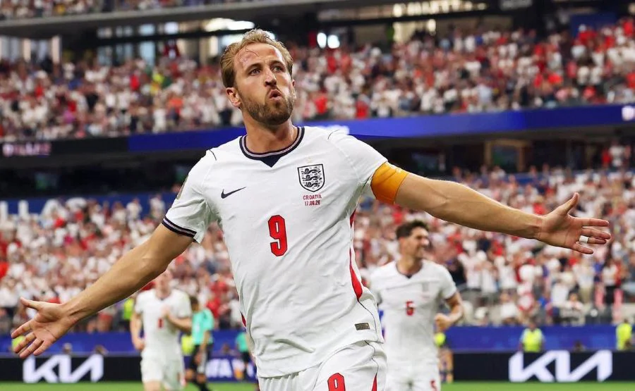 Inglaterra sufrió, se lo dio vuelta a Congo y enfrentará a México en octavos