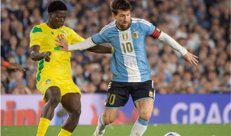 Messi se retiró de la selección argentina en una noche llena de ecos de goles
