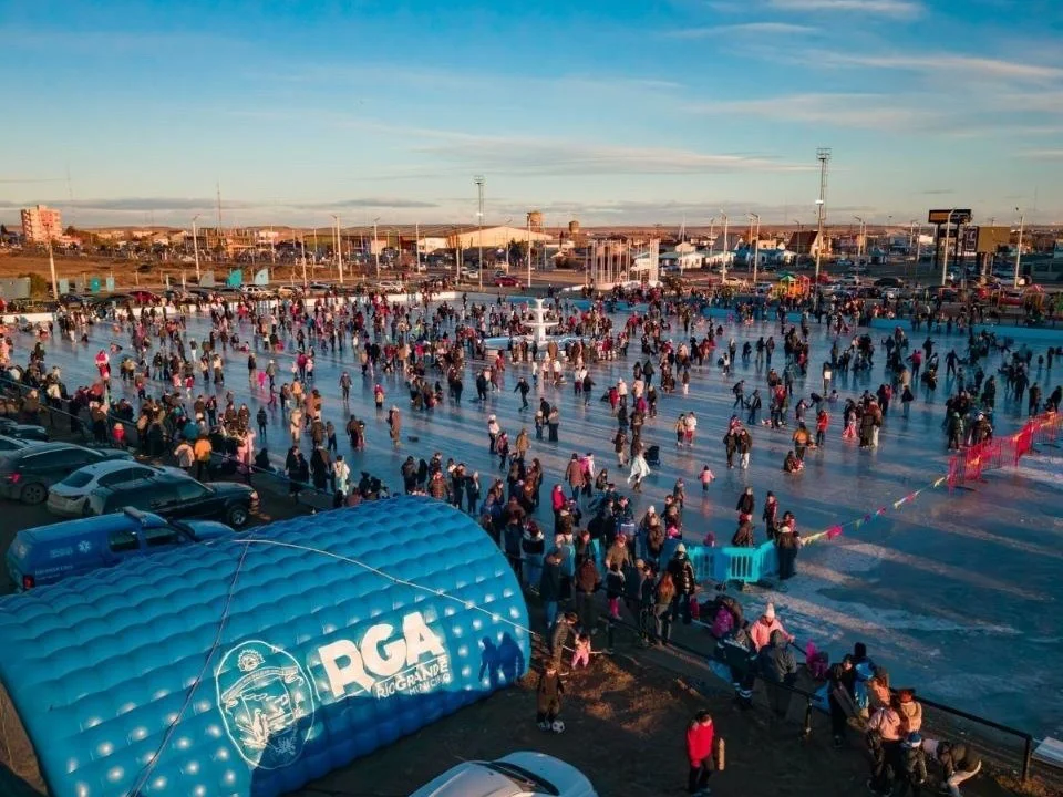 La pista del Cono de Sombras se suma a las actividades nocturnas de invierno