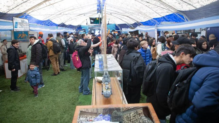 photo_5073844304031190382_y