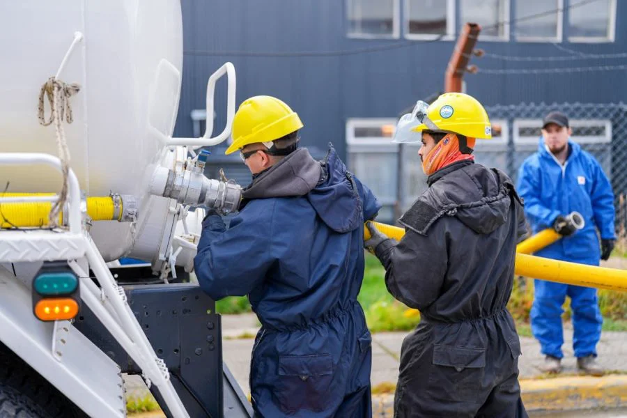 photo_5071244414298033247_y