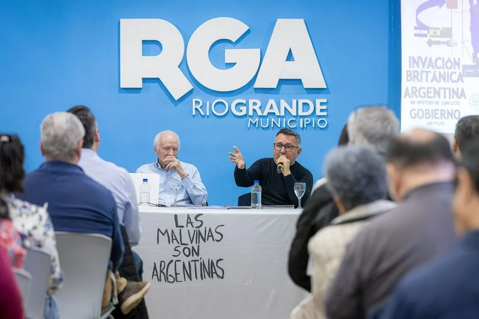 Se realizó en el Museo Choquintel una charla sobre ‘Soberanía y Recursos del Atlántico Sur’
