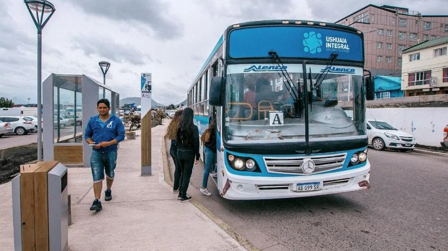 Desde este martes el boleto de colectivo en Ushuaia pasó a costar $1.550