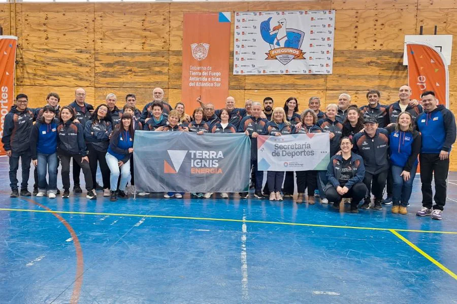 Delegación de adultos mayores viajaron rumbo a los Juegos Nacionales Evita