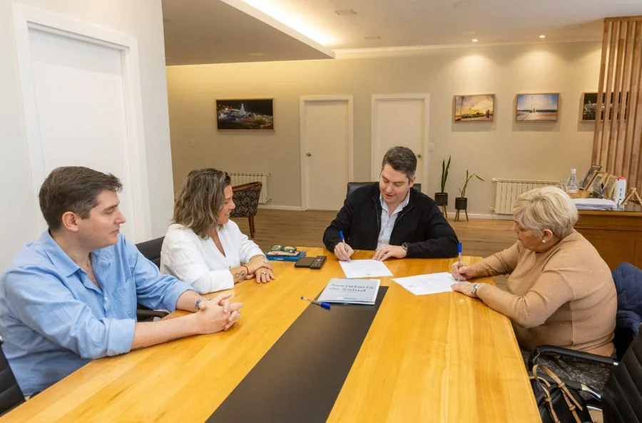 El municipio de Río Grande acordó un bono a os trabajadores de la Salud Municipal