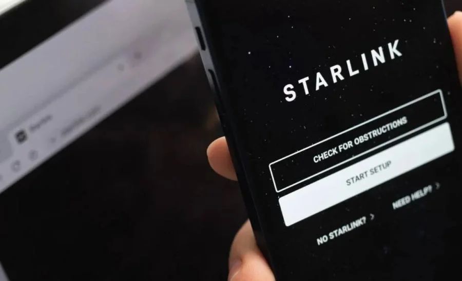 Anuncian un acuerdo con Starlink para llevar internet satelital a escuelas rurales